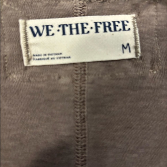 FREE PEOPLE LONG SLEEVE T- NEVER WORN - Picture 4 of 6